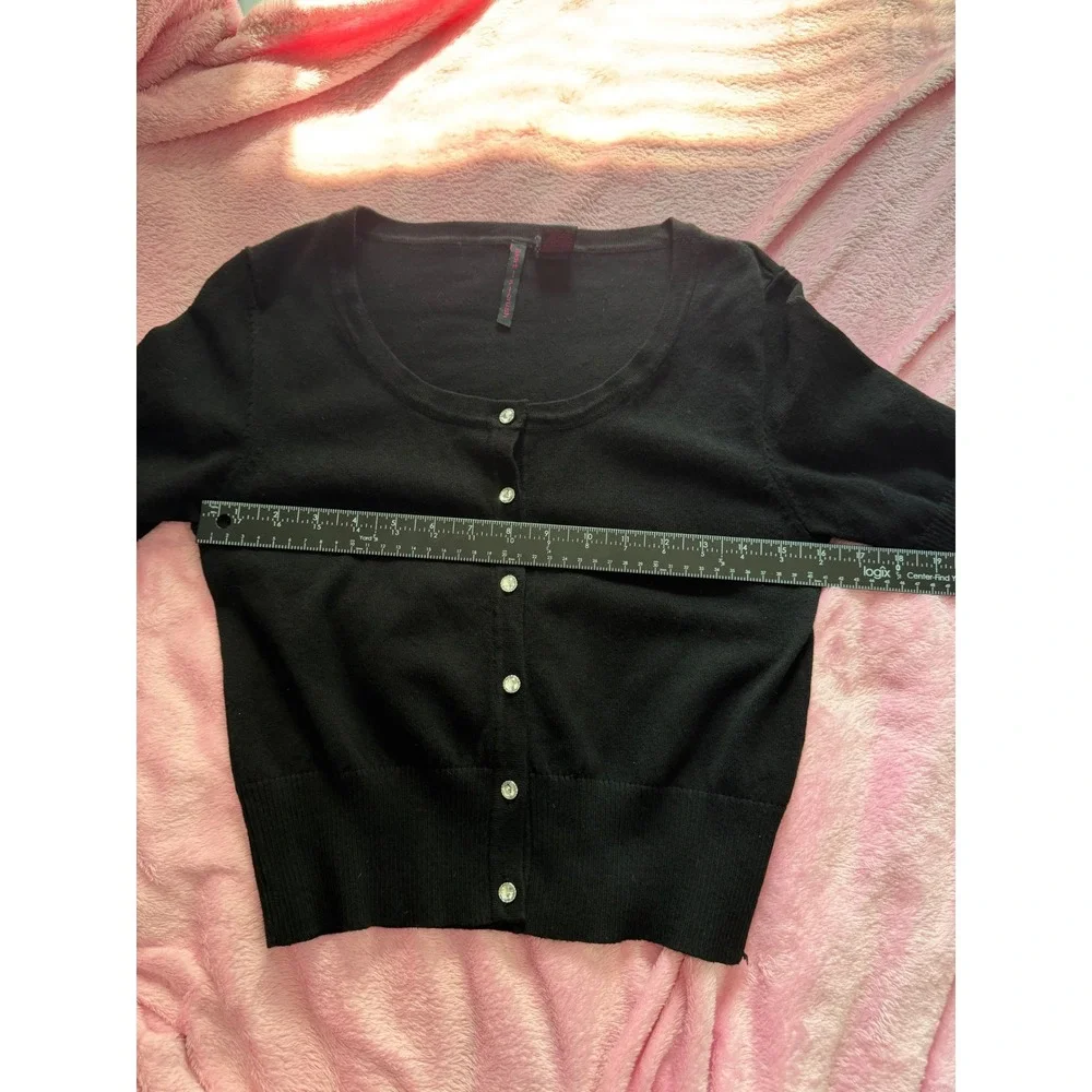 Heart N Crush Black Short Sleeve Cardigan Rhinestone Button Crop Sweater Medium - Picture 9 of 9
